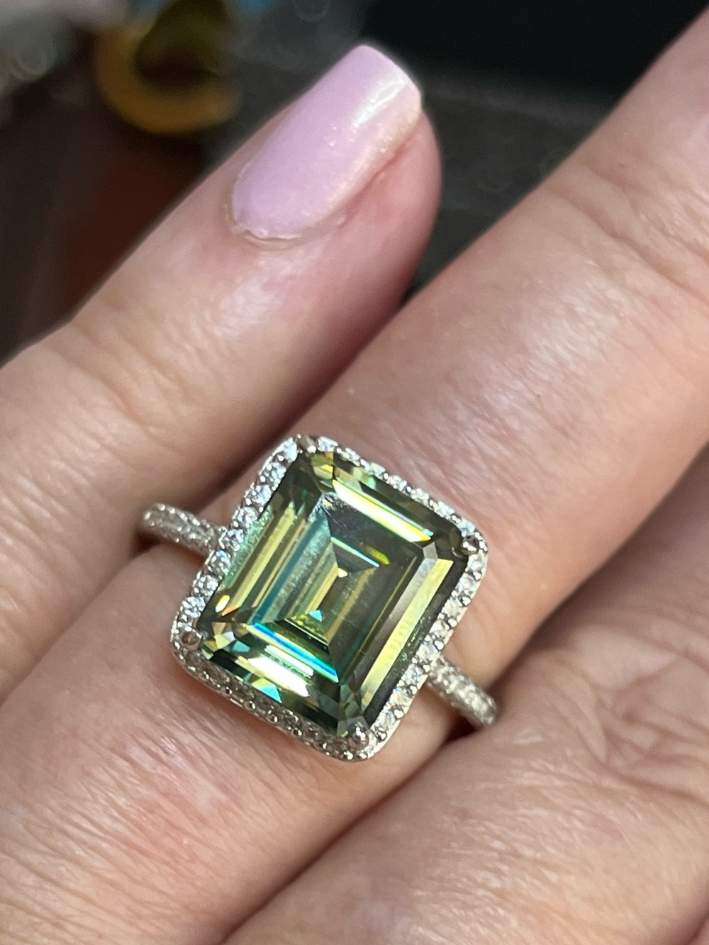 VIVID Emerald Green 6ct Moissanite & Pave Halo Ring Sz9 925 LUXE